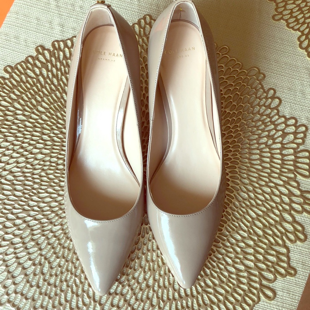 Cole Haan Grand OS Size 9 Heels